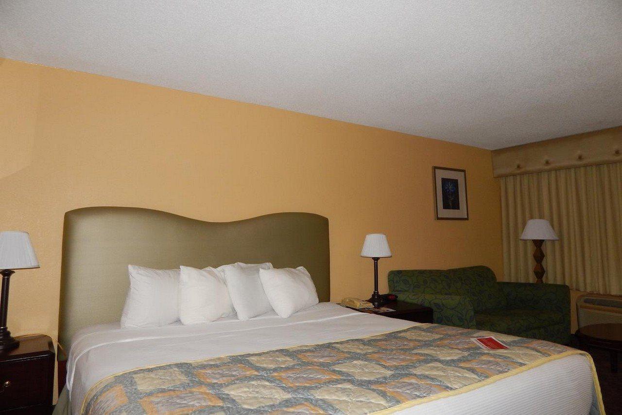 Ramada By Wyndham Altamonte Springs Near I-4 Hotell Eksteriør bilde