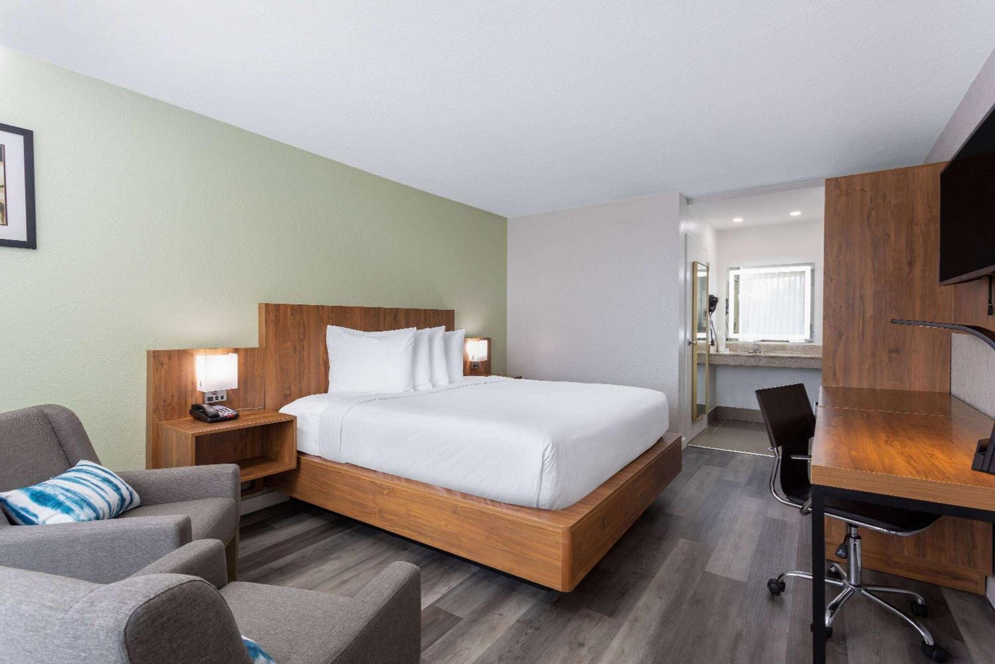 Ramada By Wyndham Altamonte Springs Near I-4 Hotell Eksteriør bilde