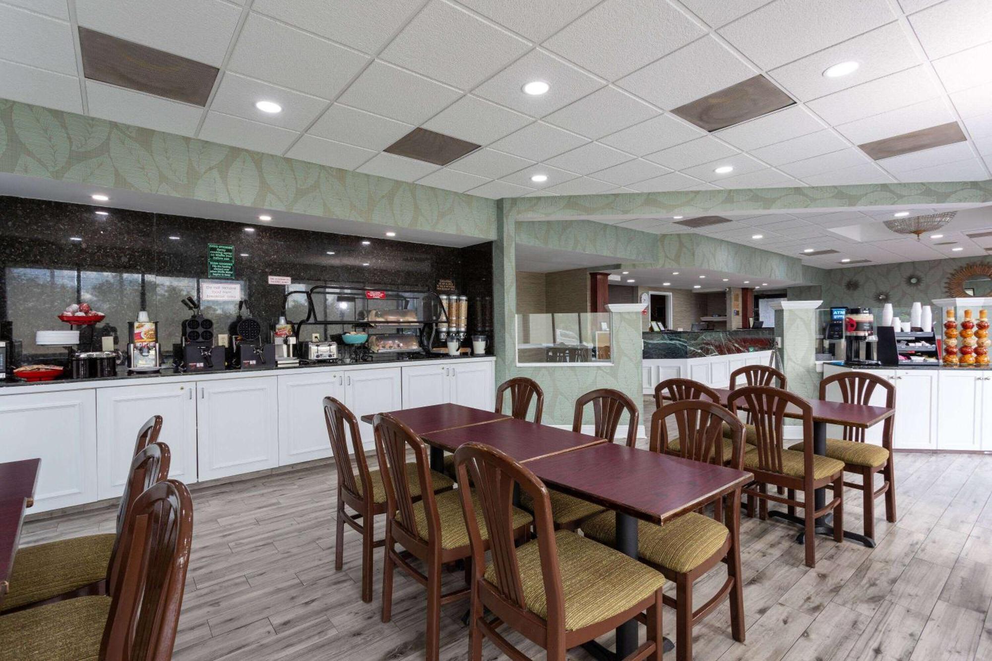 Ramada By Wyndham Altamonte Springs Near I-4 Hotell Eksteriør bilde